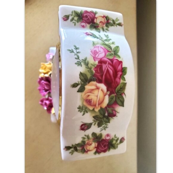 Royal Albert Old Country Roses Quartz Mantle Clock 1962 Desk Shelf Vintage - Picture 8 of 9